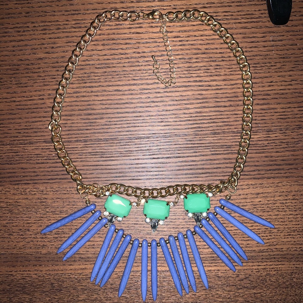 Statement necklace